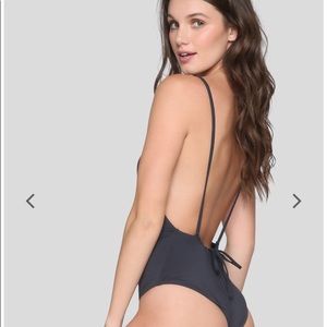 Billabong Strappy Swimsuit!!